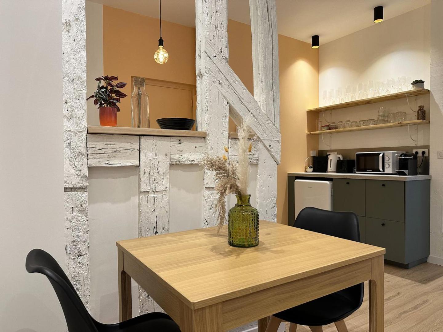 Apartment L'equinoxe - Coeur De Avec Terrasse Chartres